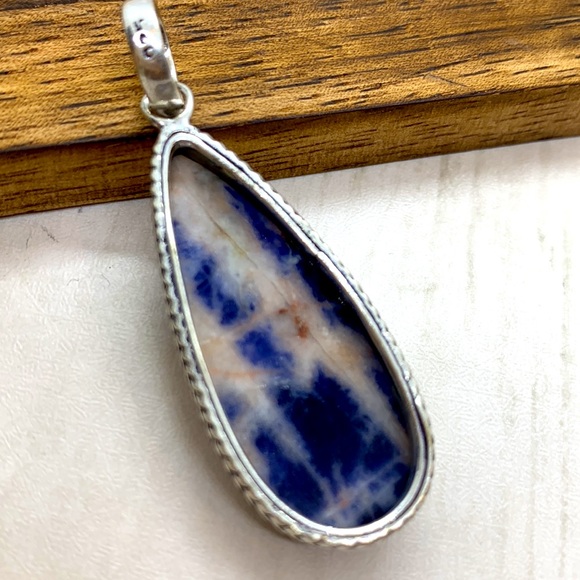 Clear Convo Amulet 🧿 - Picture 2 of 5